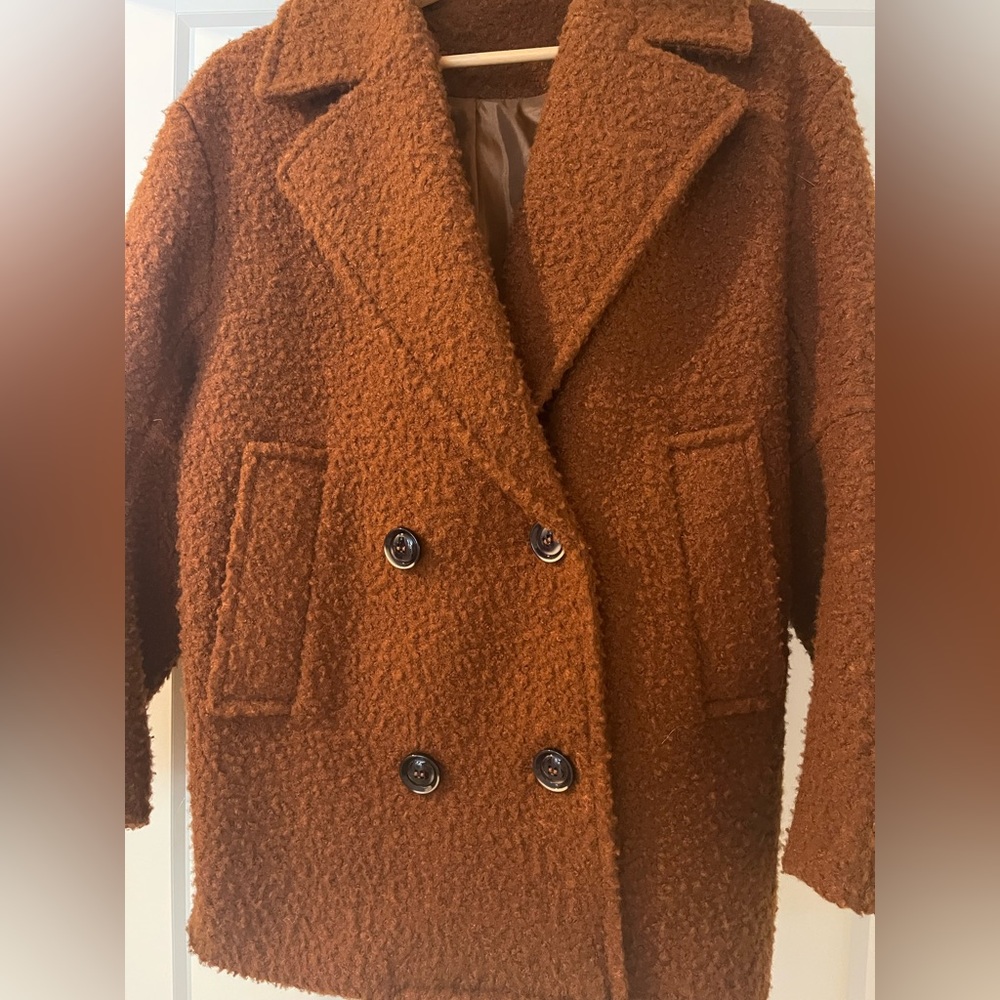 TOPSHOP TEDDY COAT SIZE 6